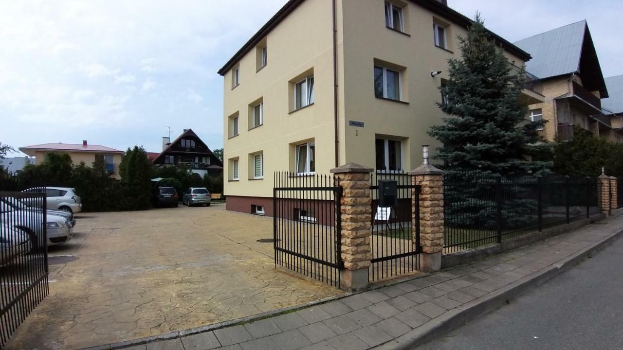 Poilsis Palangoje Pas Daiva Otel Palanga Dış mekan fotoğraf